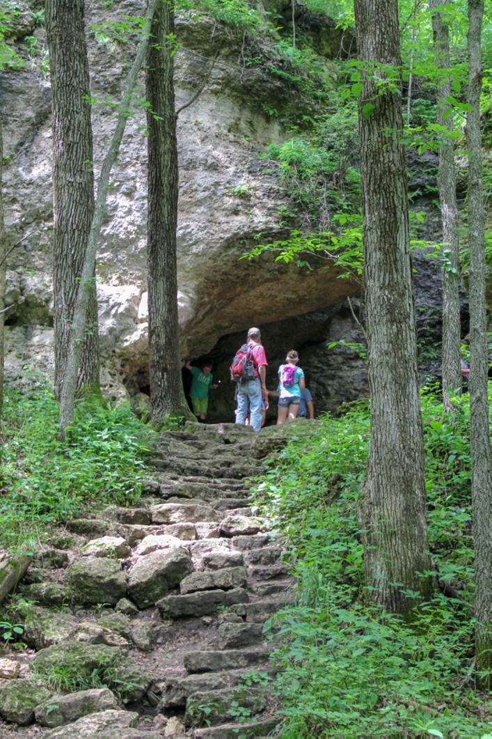 Iowa Discovery Areas Driftless Karst Trail