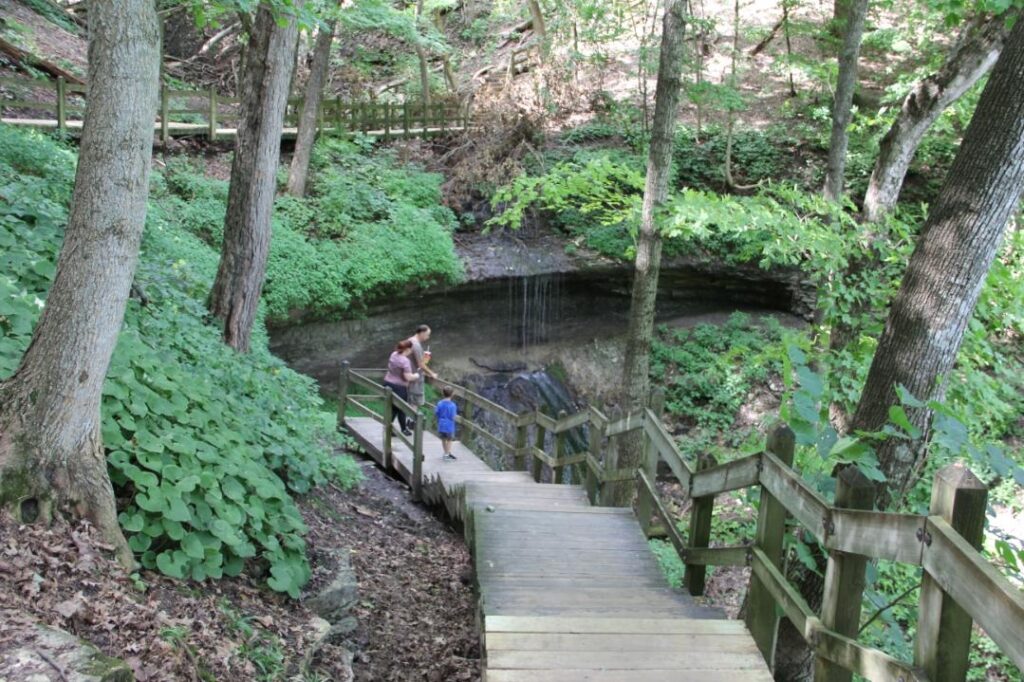 Fayette County Discovery Area - Driftless Karst Trail